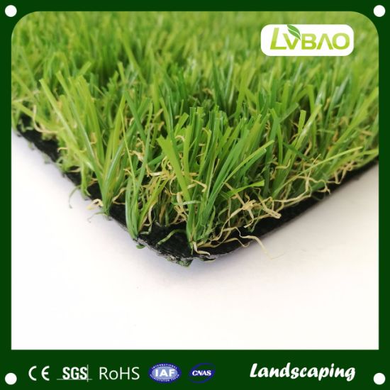 Green Color Artificial Plastic Grass Carpet Around Swimming Pool